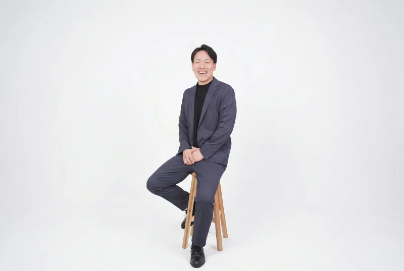 AI Image Studio 背景プリセット: 白ホリ